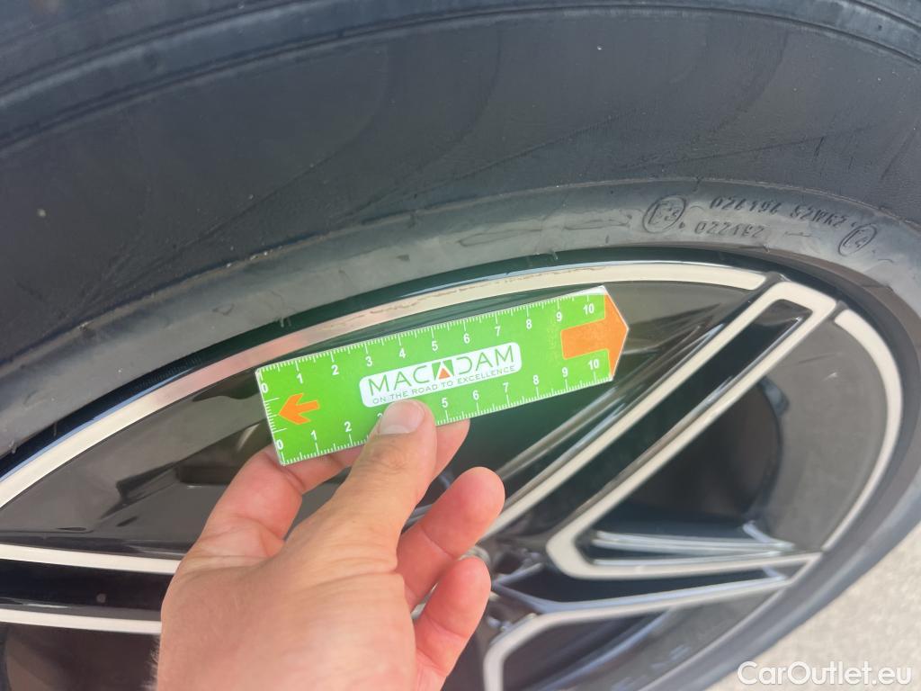  Mercedes  G-Klasee MERCEDES-BENZ GLC Coupé / 2019 / 5P / coupé GLC 300 de 4MATIC #10