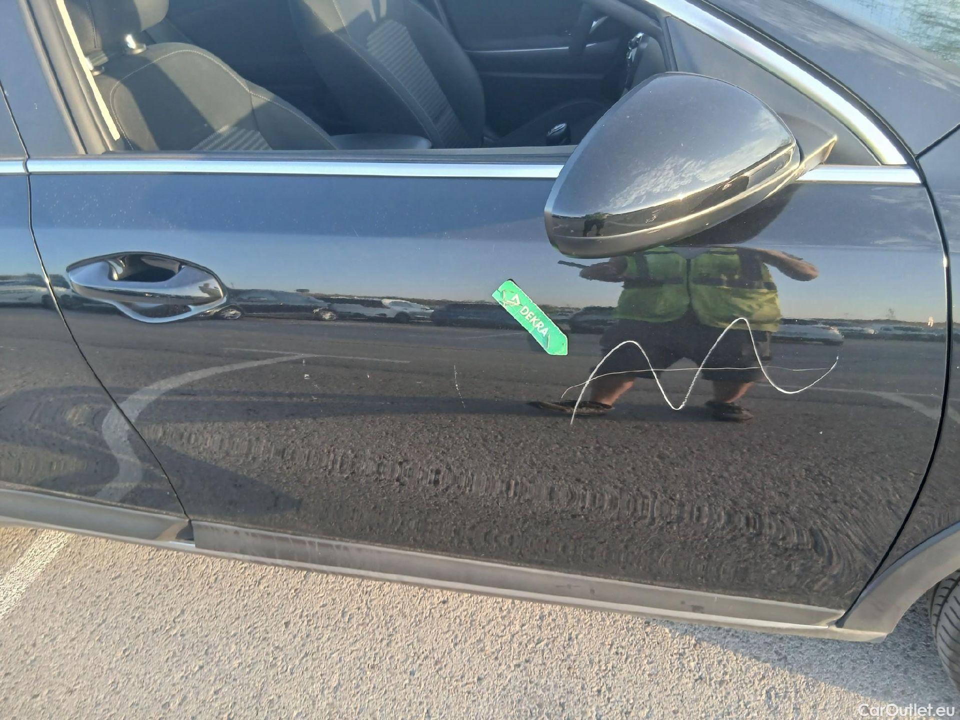  KIA  XCeed KIA  / 2019 / 5P / todoterreno 1.0 T-GDi Drive 88kW (120CV) #34