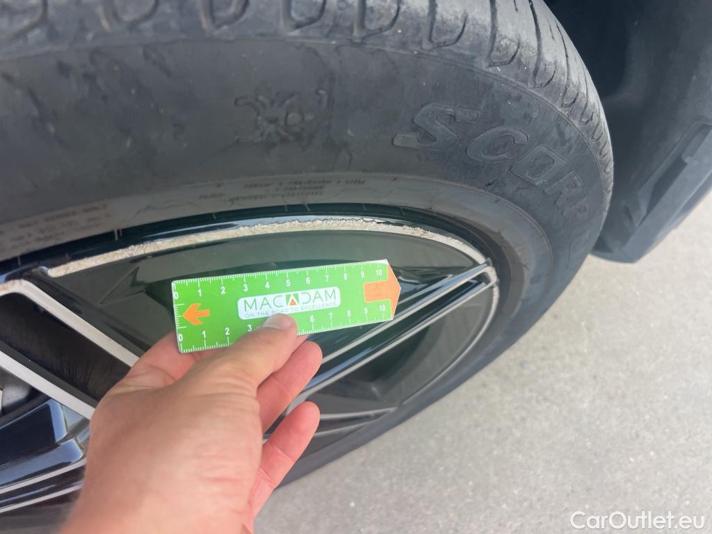  Mercedes  G-Klasee MERCEDES-BENZ GLC Coupé / 2019 / 5P / coupé GLC 300 de 4MATIC #14