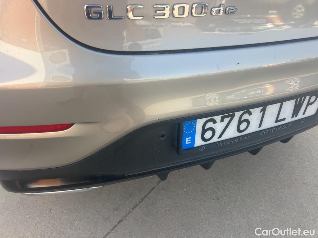  Mercedes  G-Klasee MERCEDES-BENZ GLC Coupé / 2019 / 5P / coupé GLC 300 de 4MATIC #41