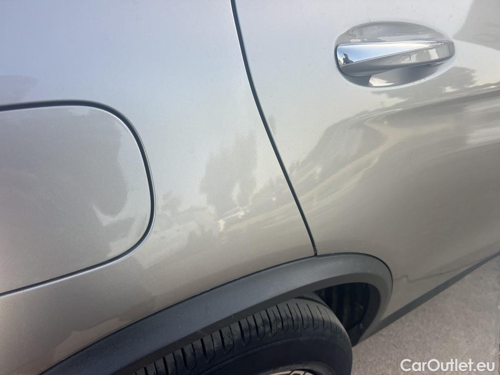  Mercedes  G-Klasee MERCEDES-BENZ GLC Coupé / 2019 / 5P / coupé GLC 300 de 4MATIC #23