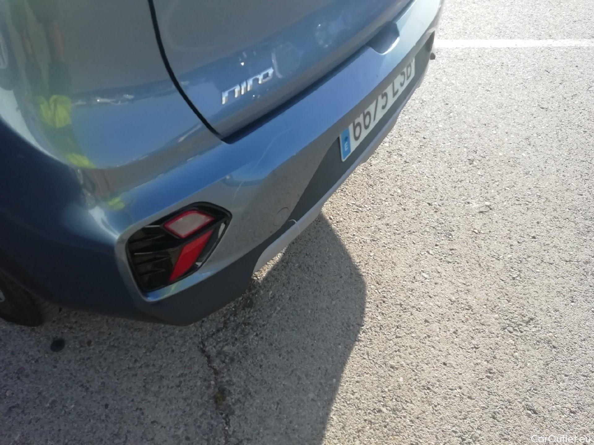  KIA  Niro KIA  / 2019 / 5P / crossover 1.6 GDi HEV 104kW (141CV) Drive #17