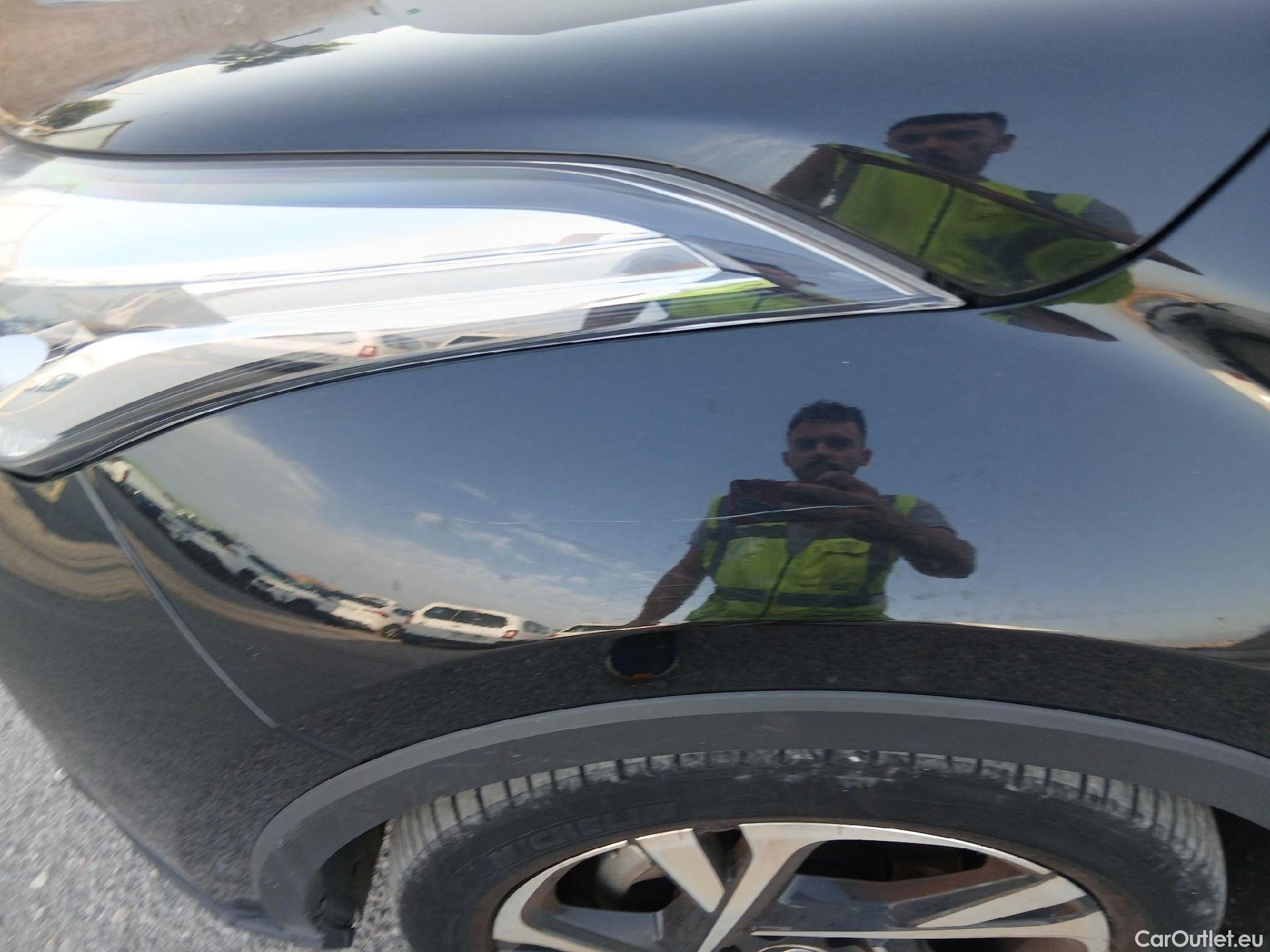  Toyota  C-HR TOYOTA  / 2019 / 5P / todoterreno 1.8 125H Advance #8
