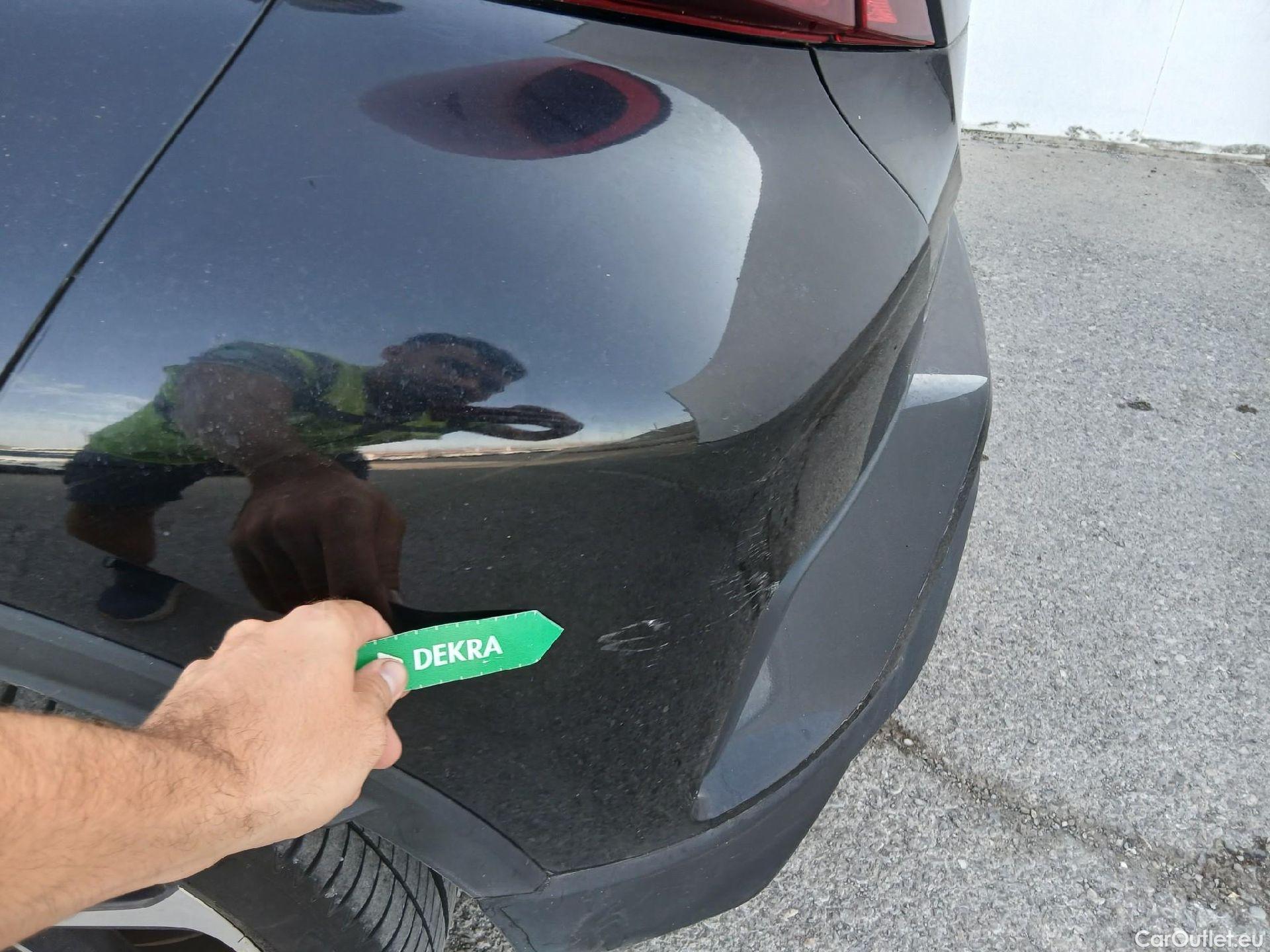  Toyota  C-HR TOYOTA  / 2019 / 5P / todoterreno 1.8 125H Advance #21