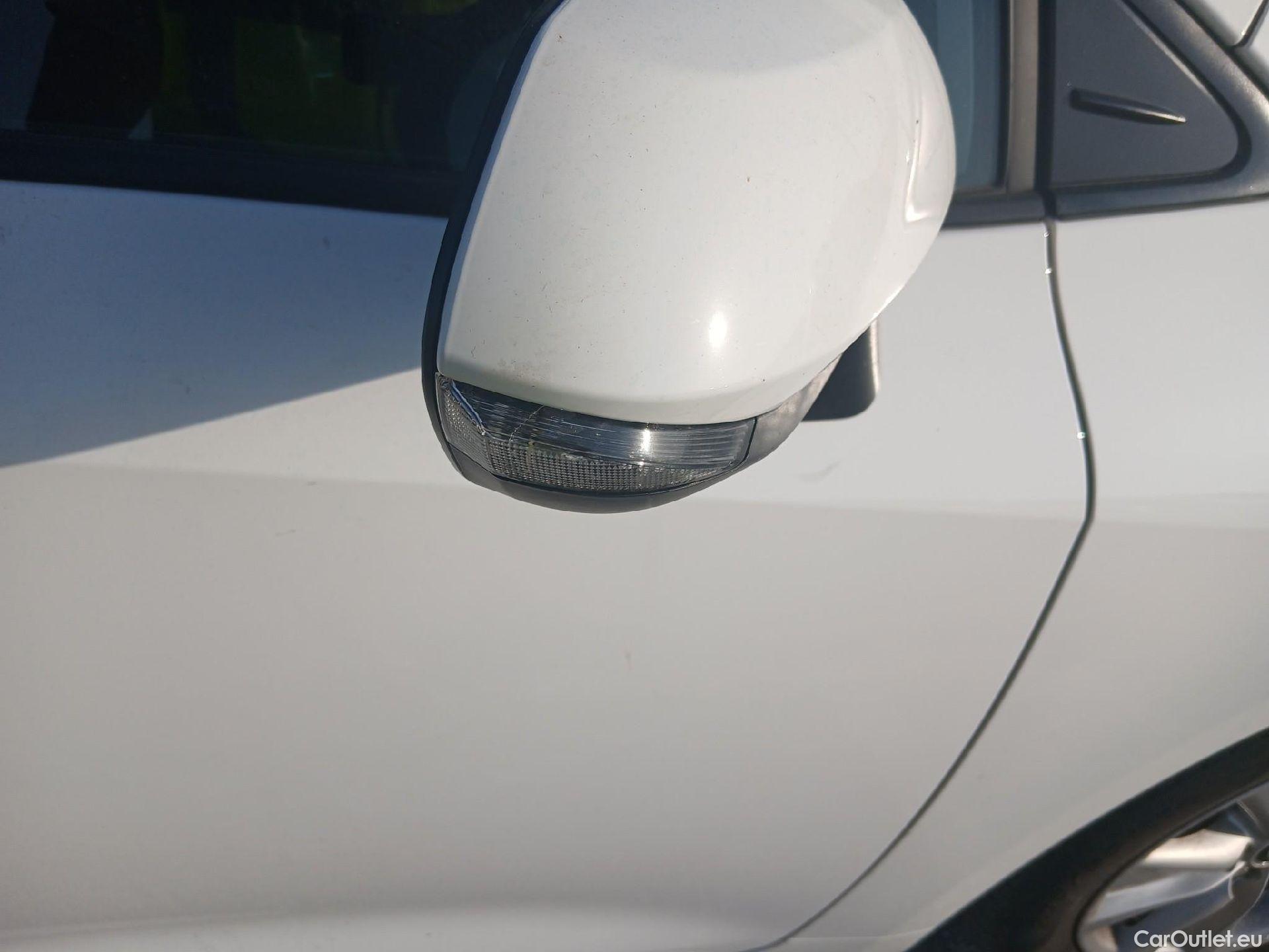  Toyota  Corolla TOYOTA  / 2019 / 5P / familiar 140H Active Plus Touring Sport #20