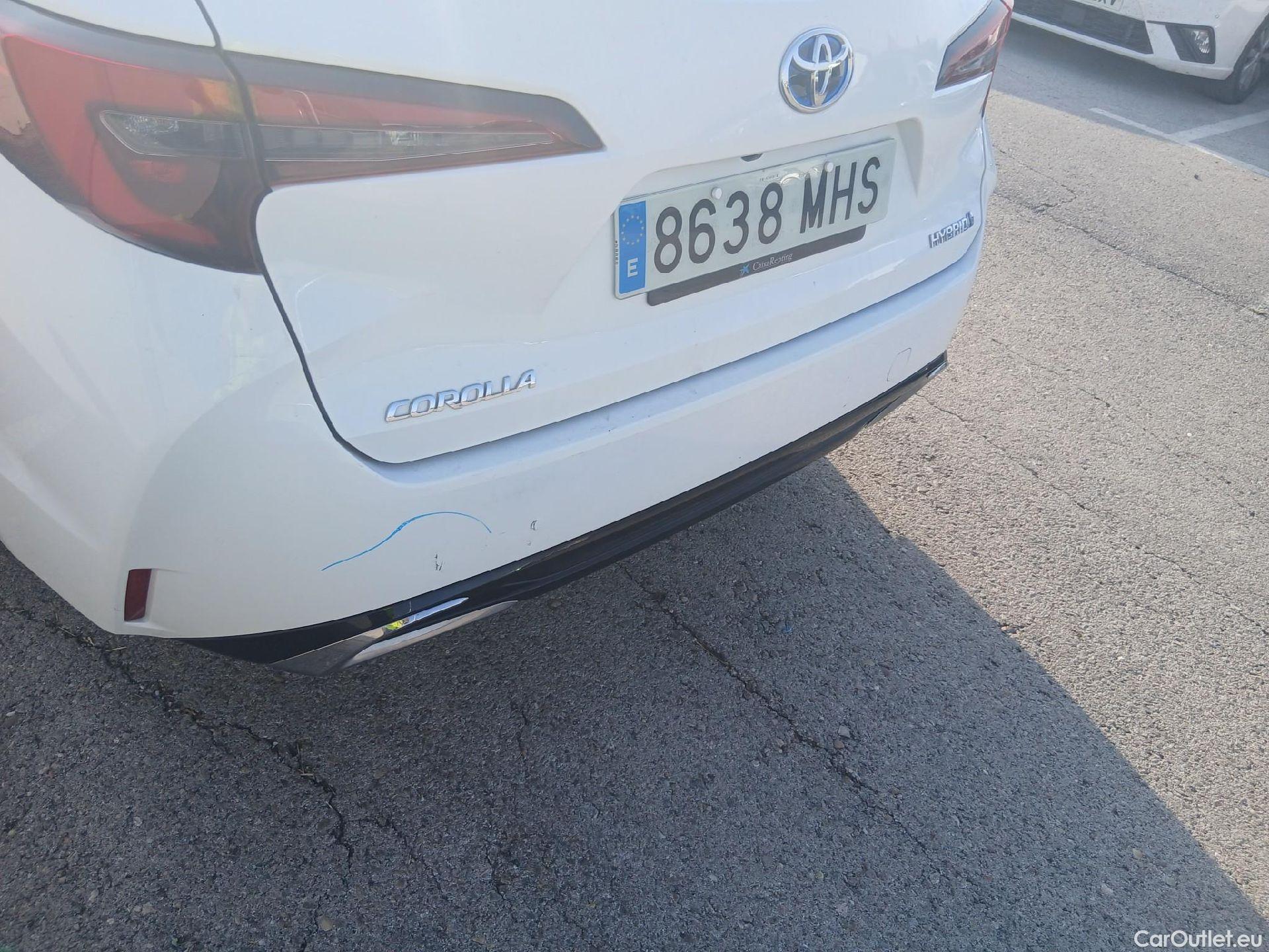  Toyota  Corolla TOYOTA  / 2019 / 5P / familiar 140H Active Plus Touring Sport #16