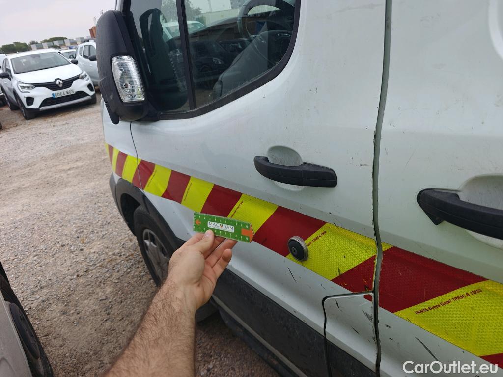  Ford  Transit FORD  / 2013 / 4P / furgón 350 96kW L3H2 Van Trend FWD HD #48