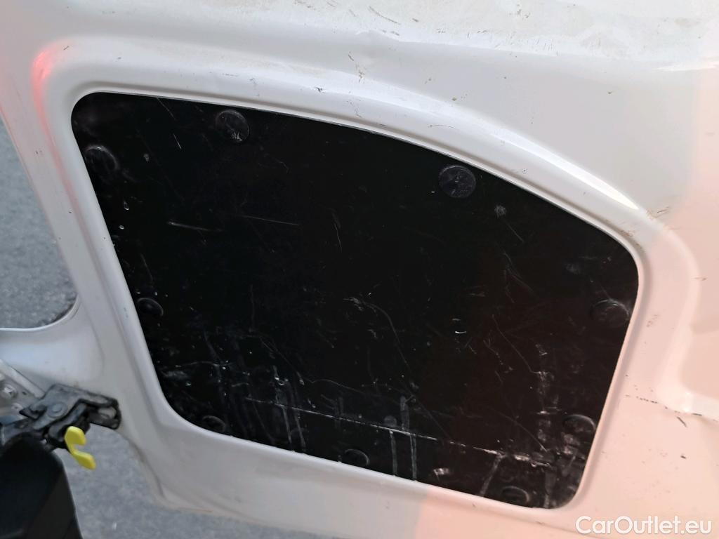  Citroen  Berlingo CITROEN  / 2018 / 3P / furgón derivado de turismo Talla M BlueHDi 100 CONTROL (AC2) #41