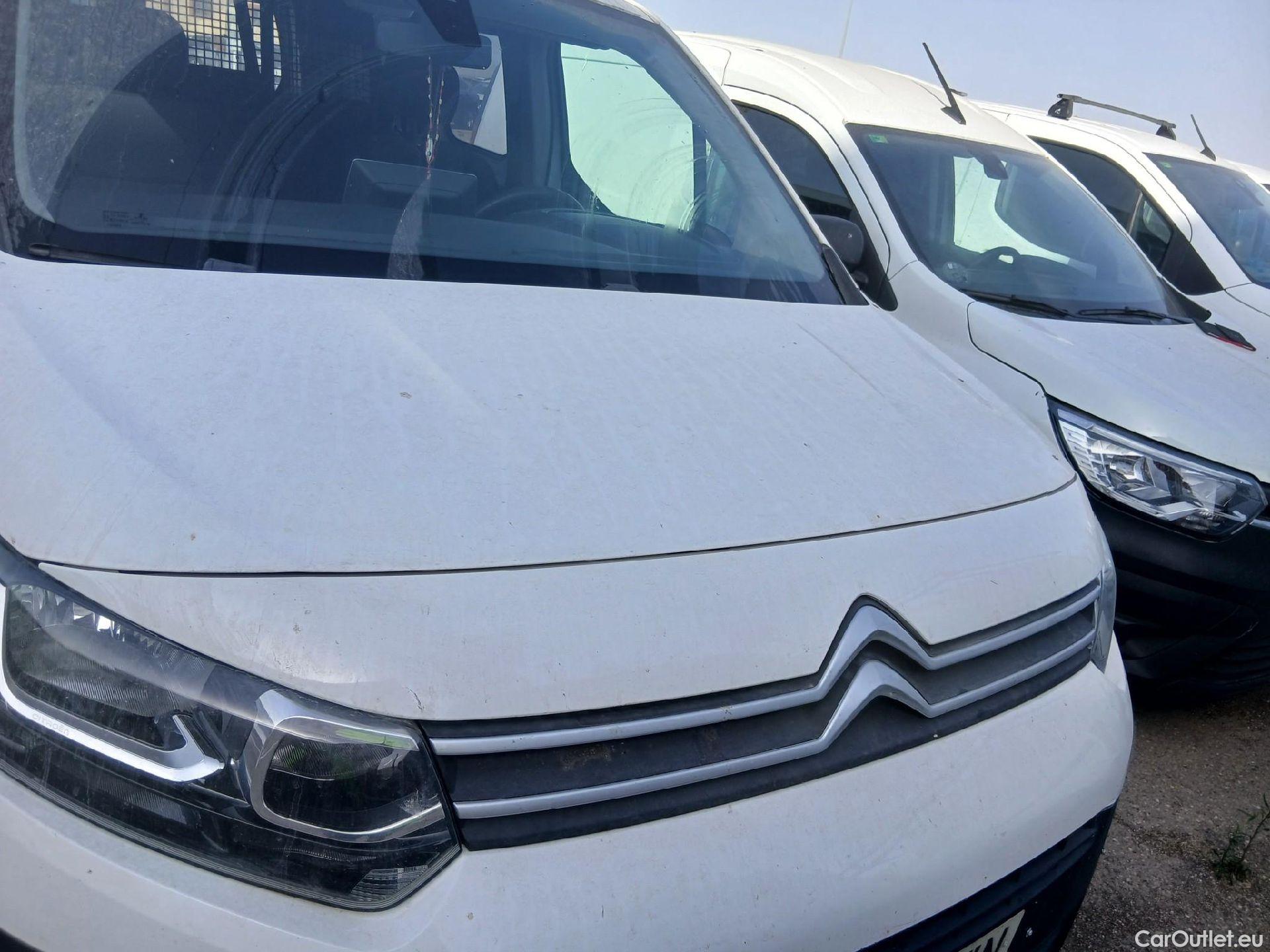  Citroen  Berlingo CITROEN  / 2018 / 5P / furgón derivado de turismo Doble Cab. Talla XL BlueHDi 100 CONTROL #21