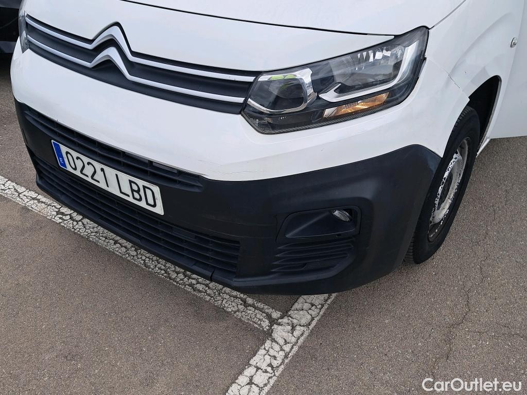  Citroen  Berlingo CITROEN  / 2018 / 4P / combi Talla M BlueHDi 100 LIVE (AC) #1