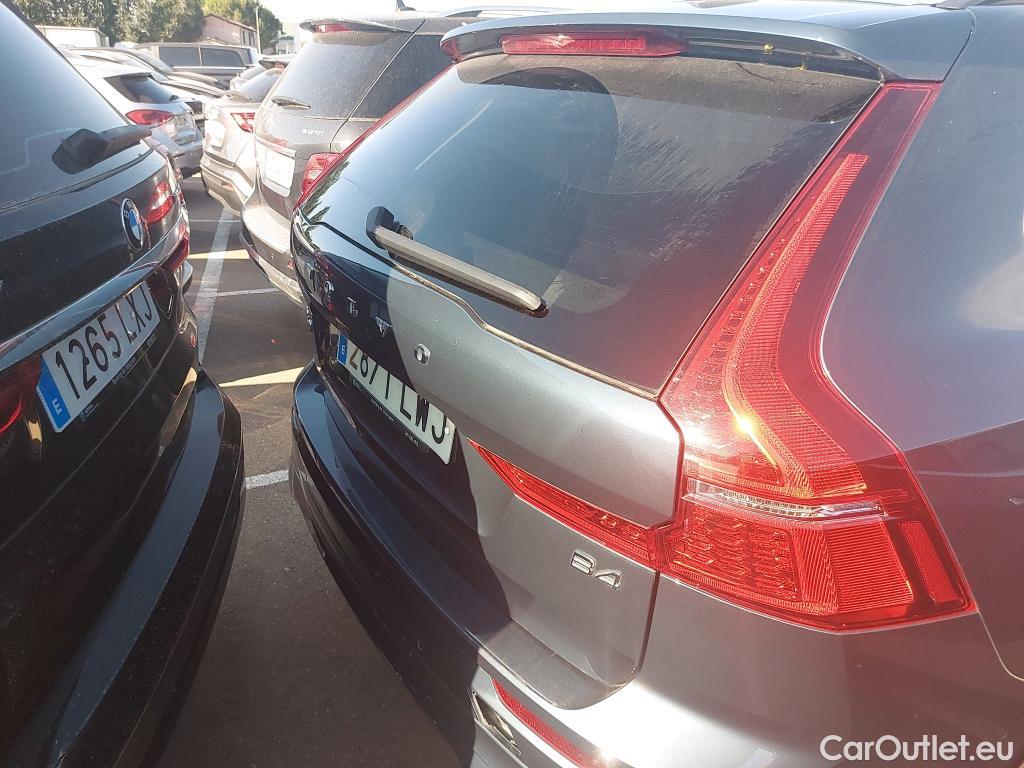  Volvo  XC60 VOLVO  / 2017 / 5P / todoterreno 2.0 B4 D Momentum Pro Auto #33