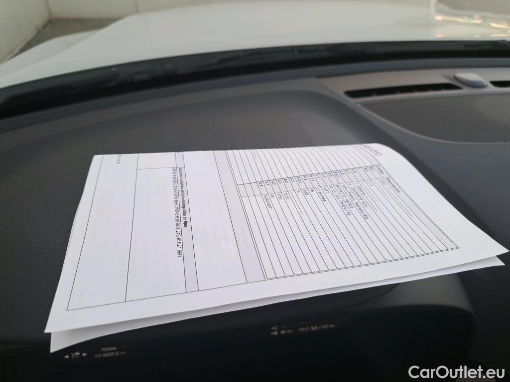  Volvo  XC 40 VOLVO XC40 / 2021 / 5P / todoterreno 1.5 T4 Recharge PHEV Core Auto #14