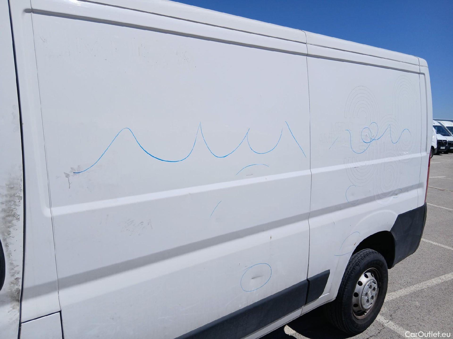  Fiat  Ducato FIAT  / 2014 / 4P / furgón Furgón 35 Medio 100kW Natural Power #25