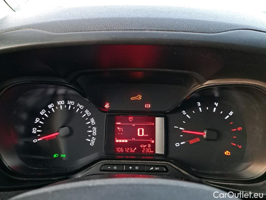  Citroen  Berlingo CITROEN  / 2018 / 3P / furgón derivado de turismo Talla M BlueHDi 100 CONTROL (AC2) #49