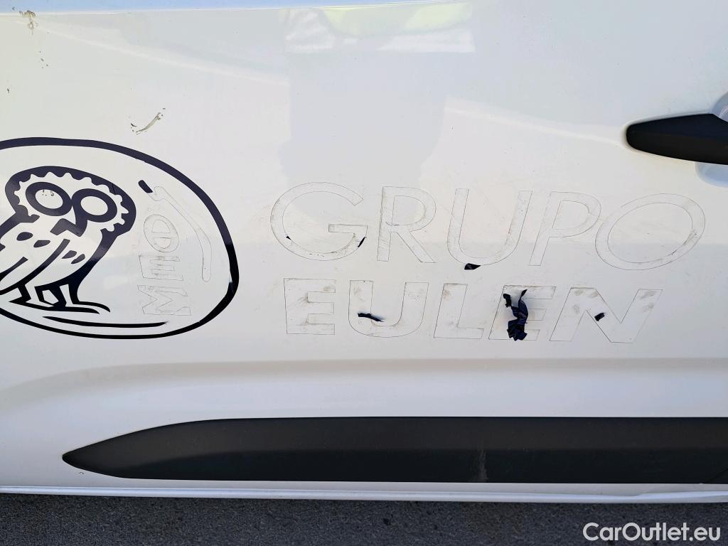  Citroen  Berlingo CITROEN  / 2018 / 3P / furgón derivado de turismo Talla M BlueHDi 100 CONTROL #18