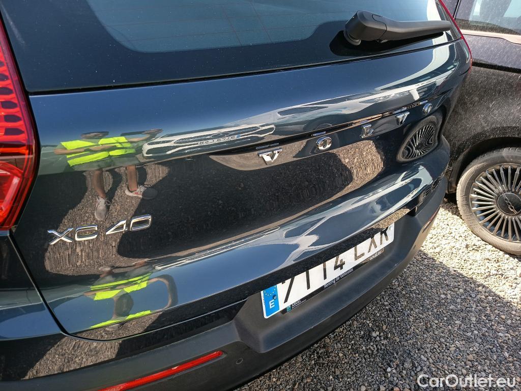  Volvo  XC 40 VOLVO XC40 / 2017 / 5P / todoterreno 1.5 T5 Twin Recharge R-Design Auto #1