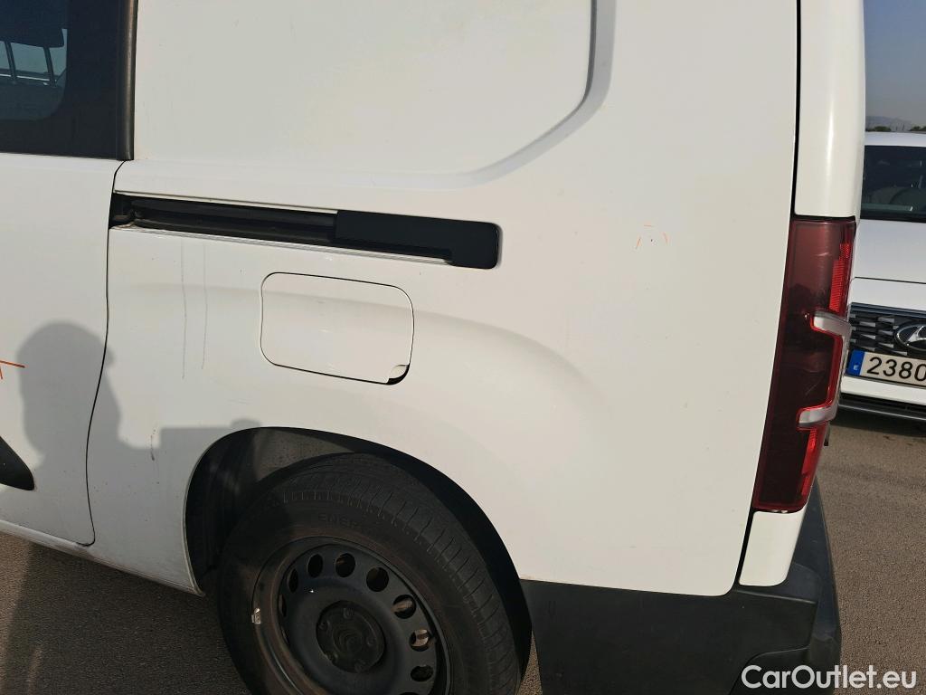  Citroen  Berlingo CITROEN  / 2018 / 5P / furgón derivado de turismo Doble Cab. Talla XL BlueHDi 100 CONTROL #51