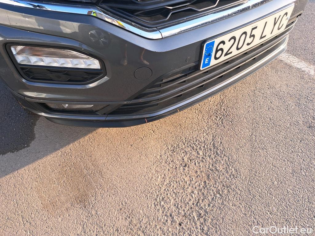  Volkswagen  T-ROC VOLKSWAGEN  / 2017 / 5P / todoterreno Advance R-Line 1.0 TSI 81kW (110CV) #27