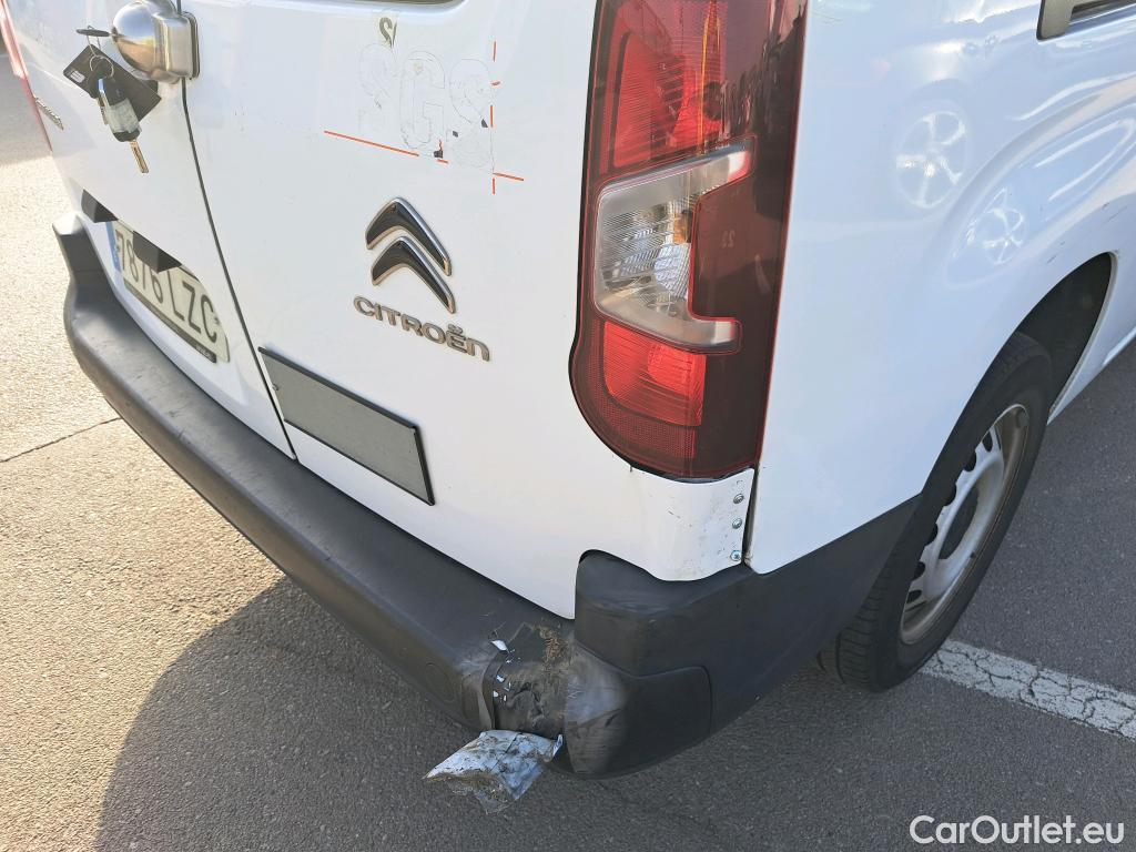 Citroen  Berlingo CITROEN  / 2018 / 5P / furgón derivado de turismo Doble Cab. Talla XL BlueHDi 100 CONTROL #19
