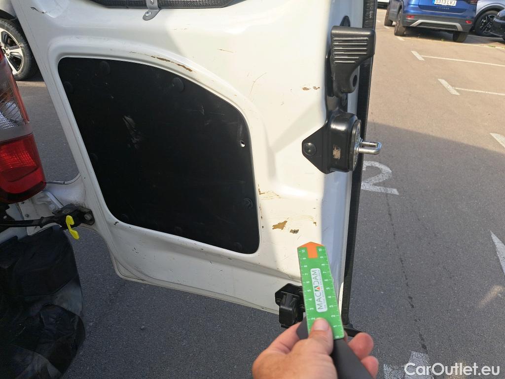  Citroen  Berlingo CITROEN  / 2018 / 5P / furgón derivado de turismo Doble Cab. Talla XL BlueHDi 100 CONTROL #12
