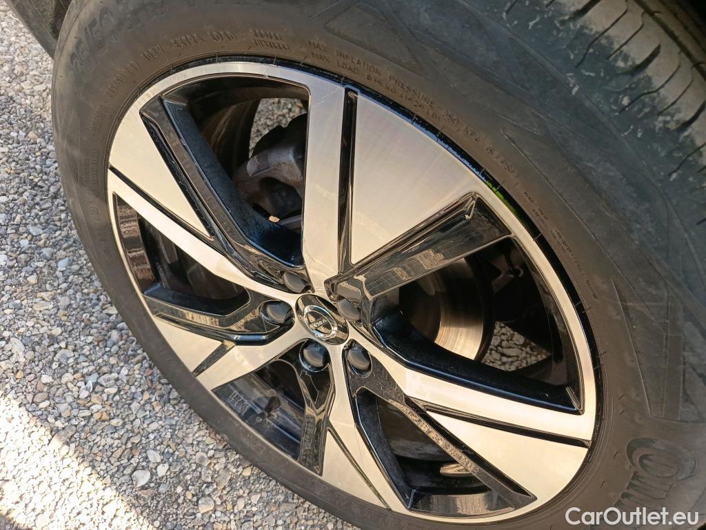  Volvo  XC 40 VOLVO XC40 / 2017 / 5P / todoterreno 1.5 T5 Twin Recharge R-Design Auto #5