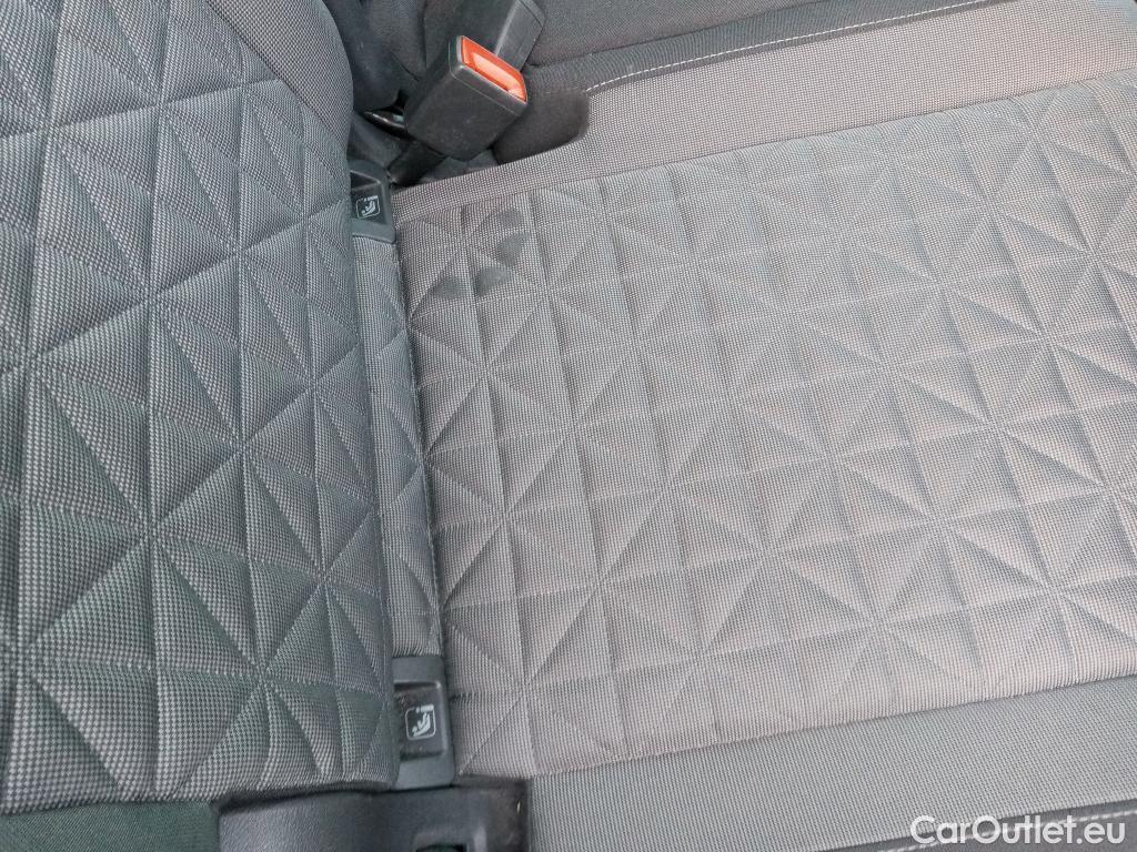  Volkswagen  Tiguan VOLKSWAGEN  / 2020 / 5P / todoterreno Life 2.0 TDI 110kW (150CV) DSG #11