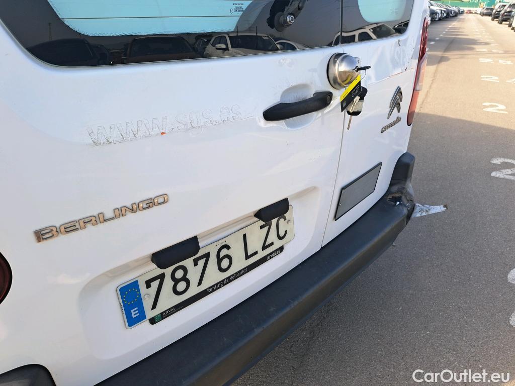  Citroen  Berlingo CITROEN  / 2018 / 5P / furgón derivado de turismo Doble Cab. Talla XL BlueHDi 100 CONTROL #17