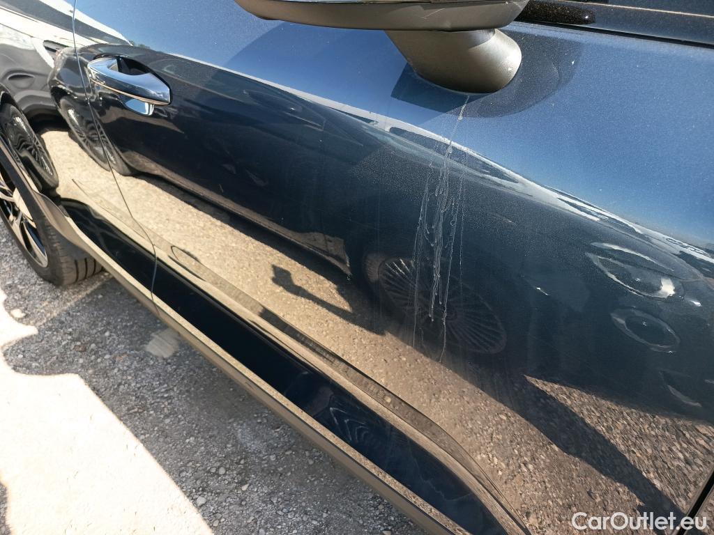  Volvo  XC 40 VOLVO XC40 / 2017 / 5P / todoterreno 1.5 T5 Twin Recharge R-Design Auto #32