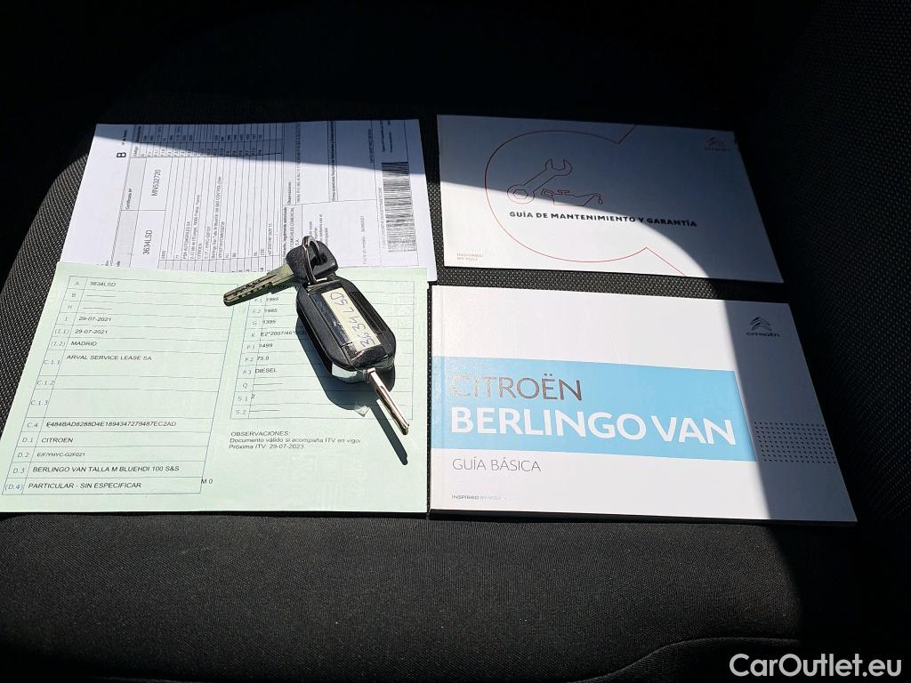  Citroen  Berlingo CITROEN  / 2018 / 3P / furgón derivado de turismo Talla M BlueHDi 100 CONTROL #3
