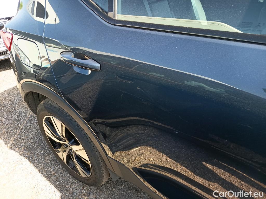  Volvo  XC 40 VOLVO XC40 / 2017 / 5P / todoterreno 1.5 T5 Twin Recharge R-Design Auto #13