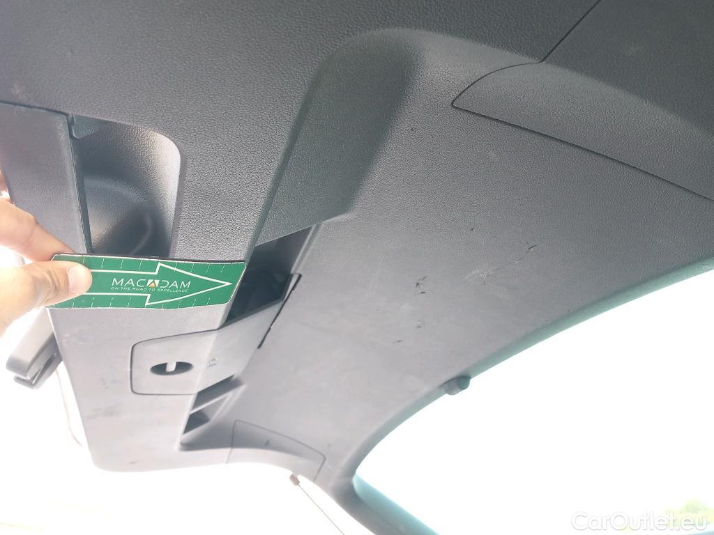  Volkswagen  Tiguan VOLKSWAGEN  / 2020 / 5P / todoterreno Life 2.0 TDI 110kW (150CV) DSG #16