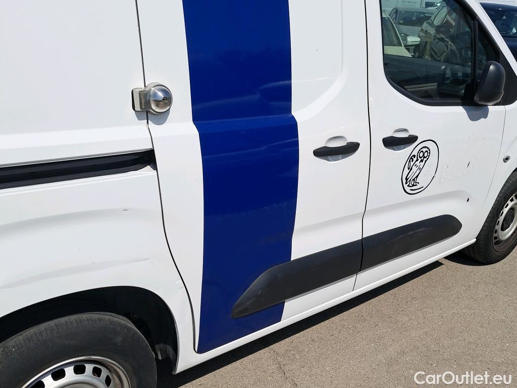 Citroen  Berlingo CITROEN  / 2018 / 3P / furgón derivado de turismo Talla M BlueHDi 100 CONTROL #11
