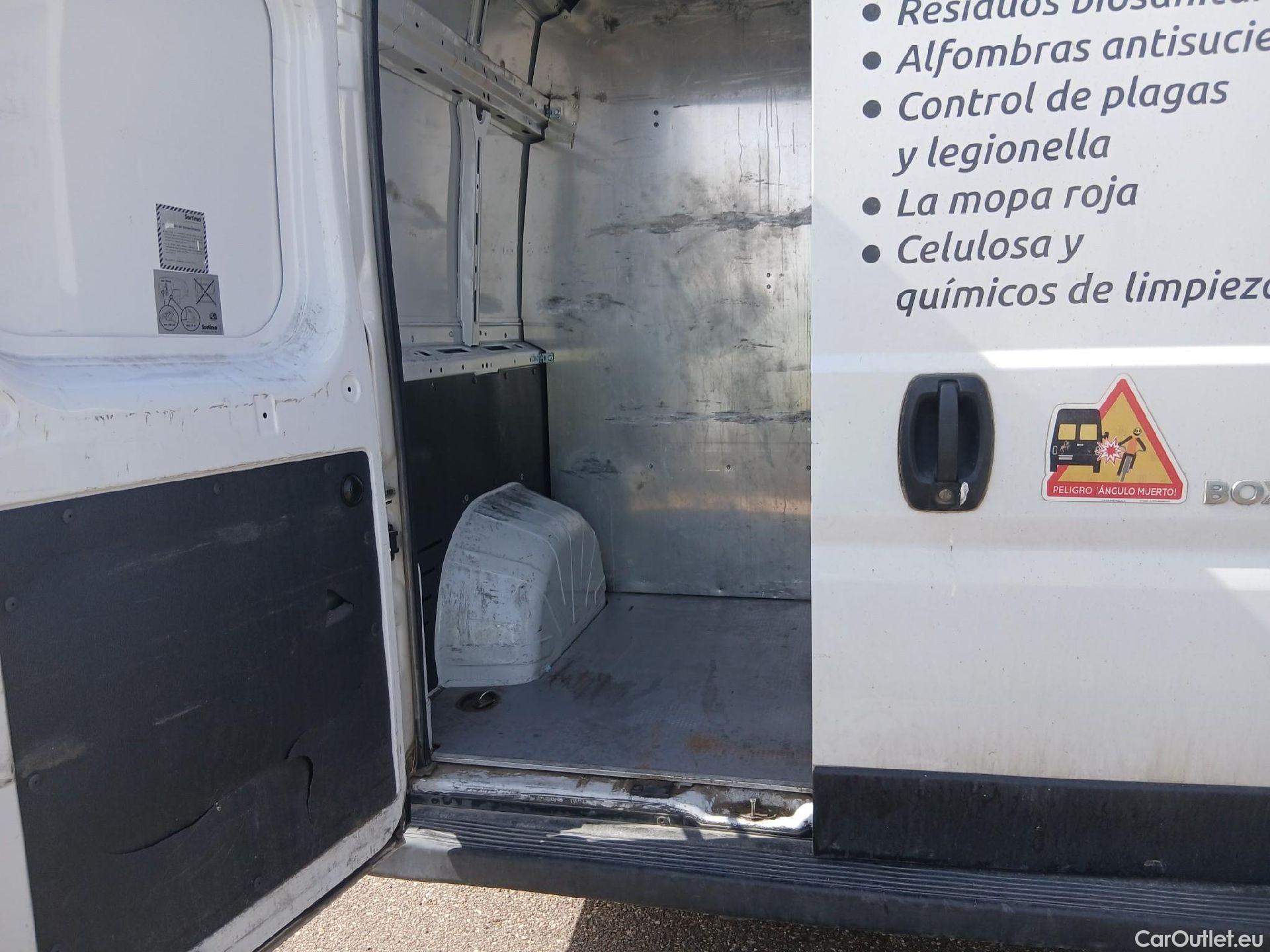  Peugeot  Boxer PEUGEOT  / 2014 / 4P / furgón 335 L2 H2 BHDI 103kW (140CV) S&S 6 V. M #2