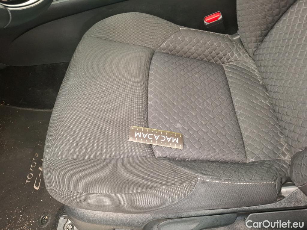  Toyota  C-HR TOYOTA  5p SUV 1.8 HYBRIDE 122 DYNAMIC BUSINESS #13