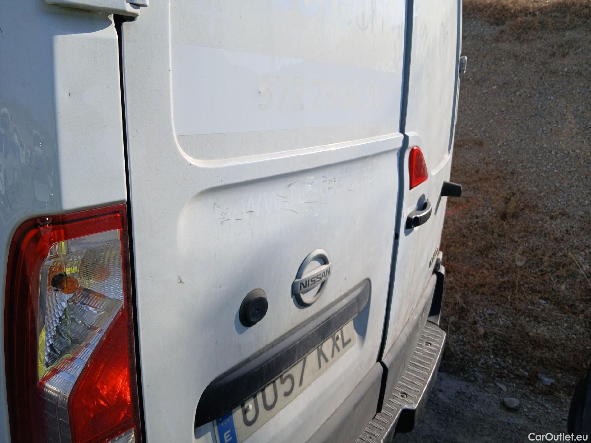  Nissan  NV400 NISSAN  / 2011 / 4P / furgón L2H2 3,5T 2.3dCi EU6 96kW FWD BASIC #19