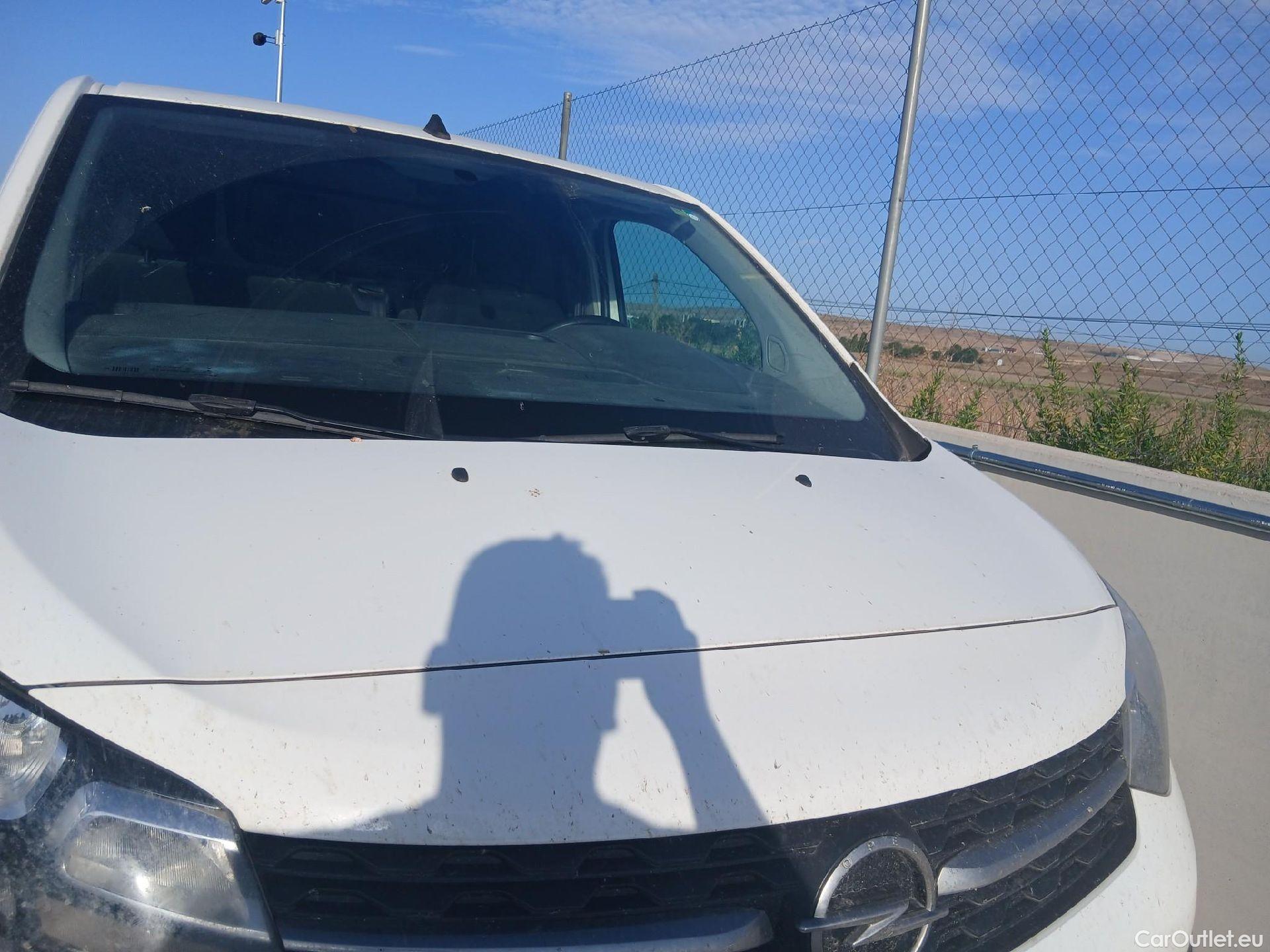  Opel  Vivaro OPEL  / 2019 / 4P / furgón 1.5 Diésel 74kW (100CV) M Std Express (AC2) #19
