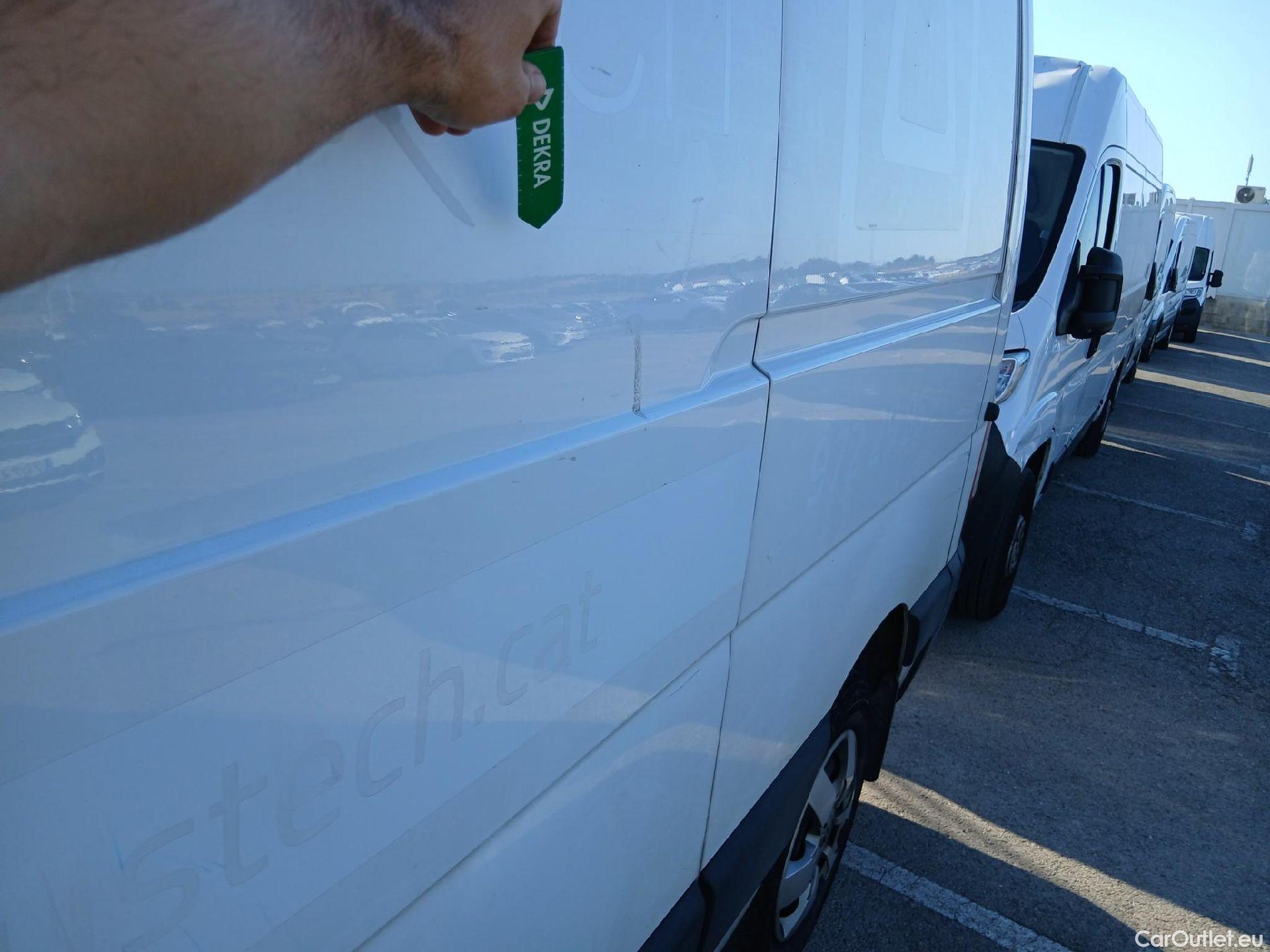  Nissan  NV400 NISSAN  / 2011 / 4P / furgón L2H2 3,5T 2.3dCi EU6 96kW FWD BASIC #15