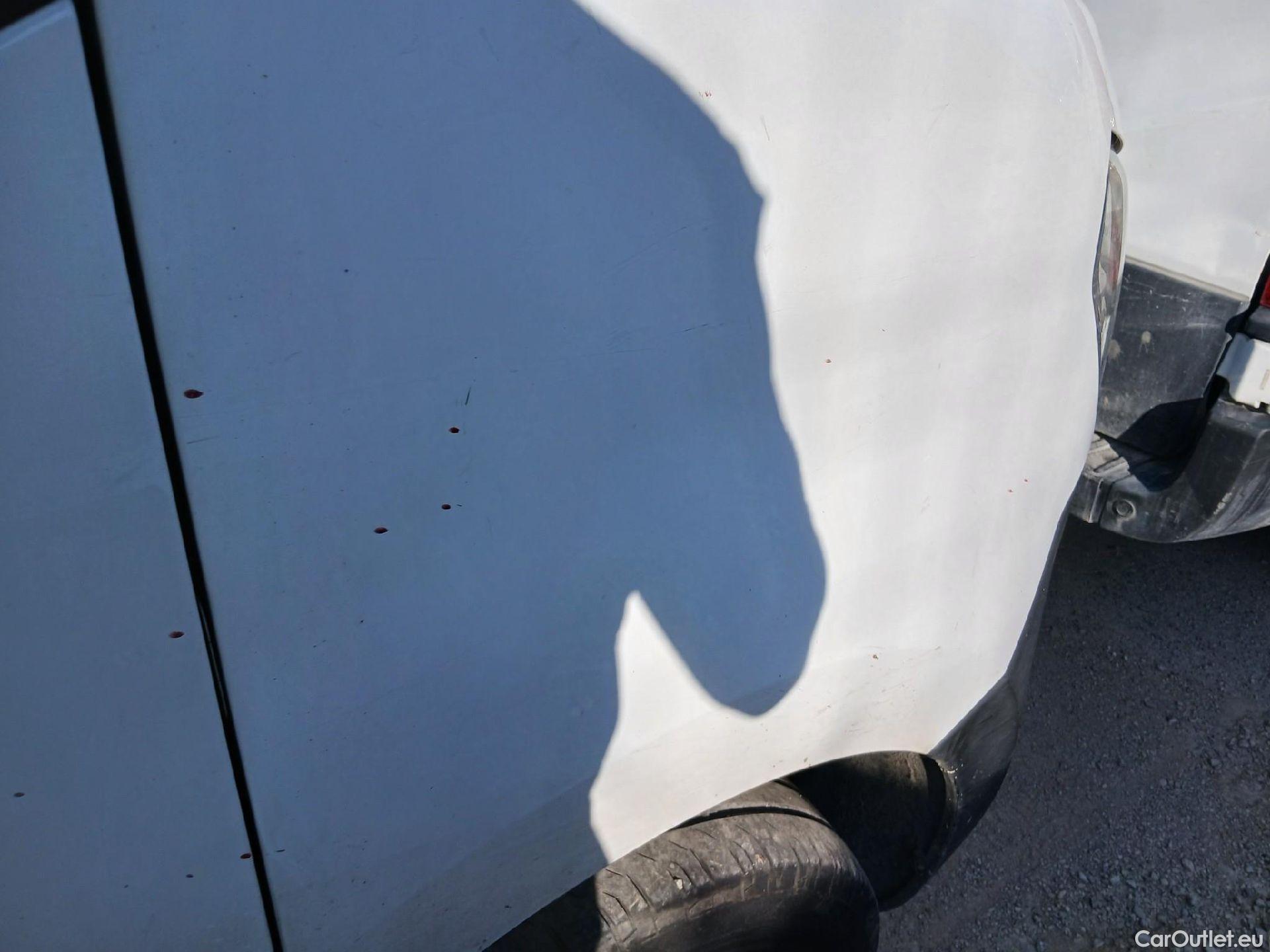  Nissan  NV400 NISSAN  / 2011 / 4P / furgón L2H2 3,5T 2.3dCi EU6 96kW FWD BASIC #35
