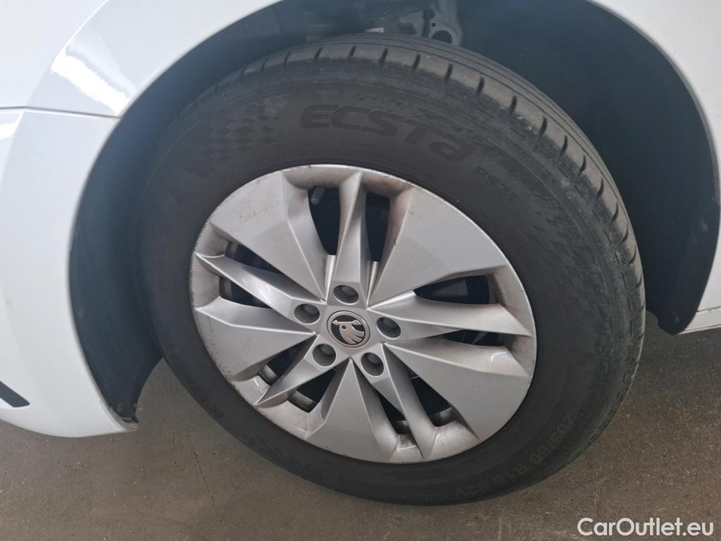  Skoda  Octavia  Break Business 2.0 TDI 150CV BVA7 E6d #12