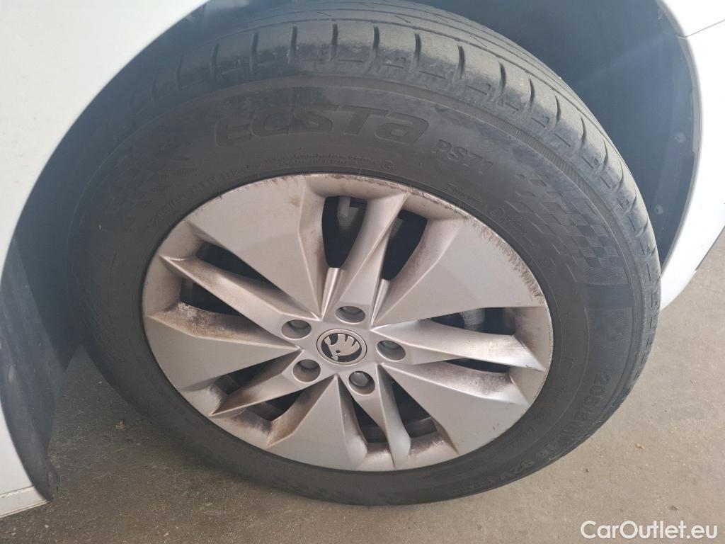  Skoda  Octavia  Break Business 2.0 TDI 150CV BVA7 E6d #20