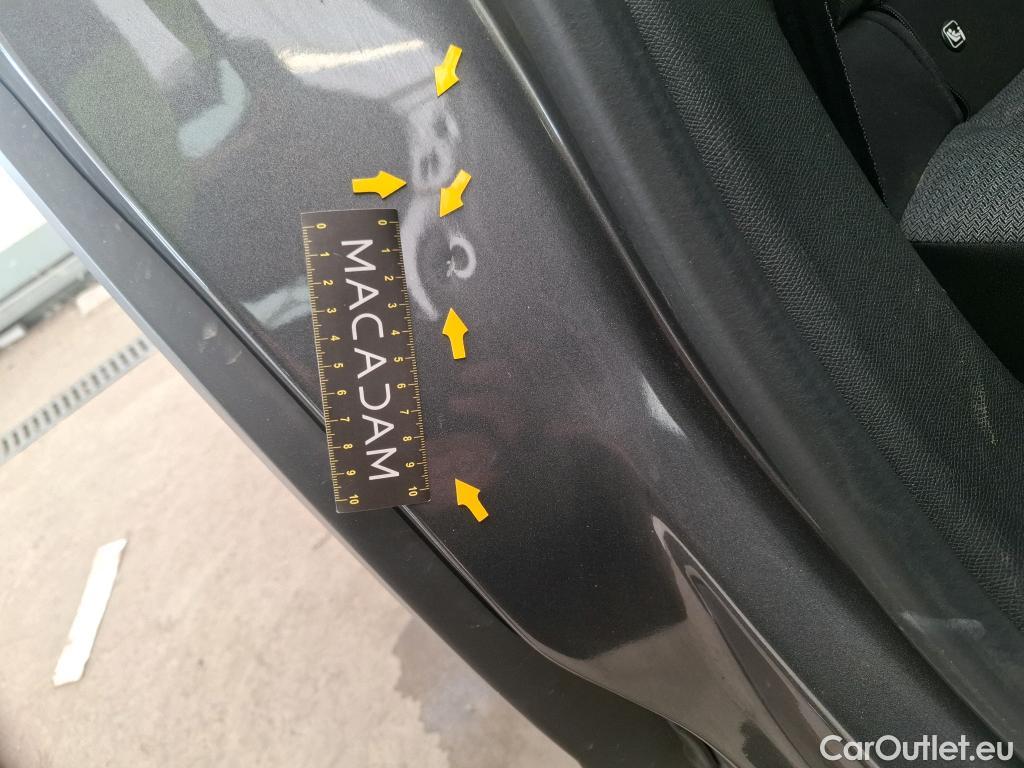  Citroen  C4  Berline Feel 1.2 PureTech 130CV BVA8 6E #25