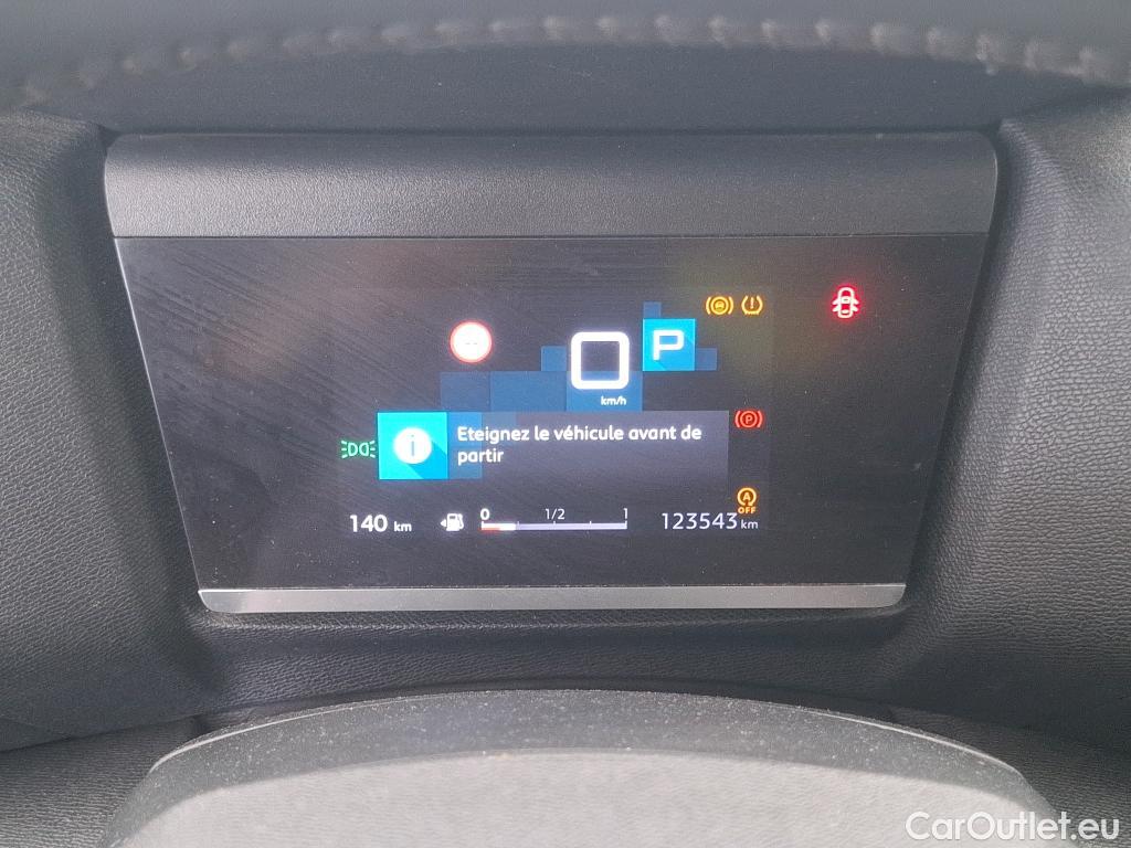  Citroen  C4  Berline Feel 1.2 PureTech 130CV BVA8 6E #59