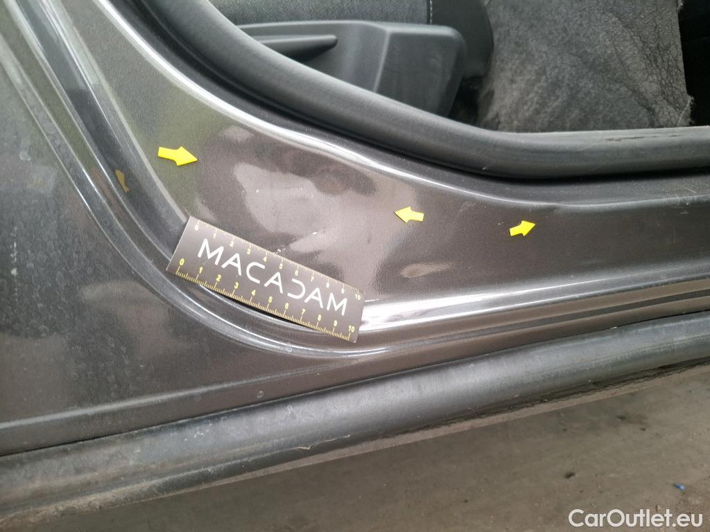  Citroen  C4  Berline Feel 1.2 PureTech 130CV BVA8 6E #11