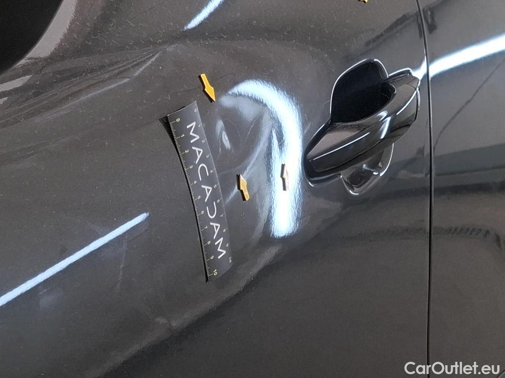 Citroen  C4  Berline Feel 1.2 PureTech 130CV BVA8 6E #16