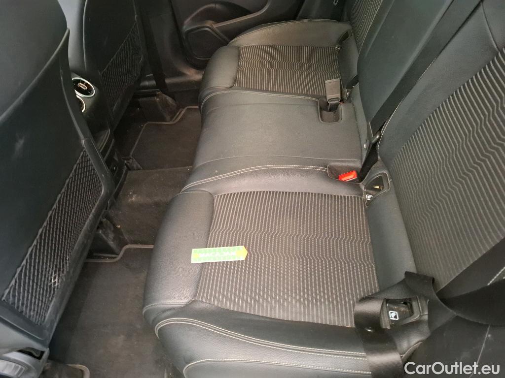  Mercedes  GLA MERCEDES-BENZ  / 2020 / 5P / SUV 2.0  200 D BUSINESS LINE DCT #46
