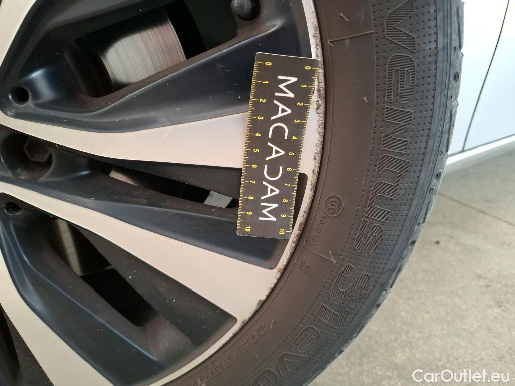  Mercedes  A-Klasse MERCEDES-BENZ Classe A Compact / 2018 / 5P / Berline A 180 d Business Line 8G-DCT #27