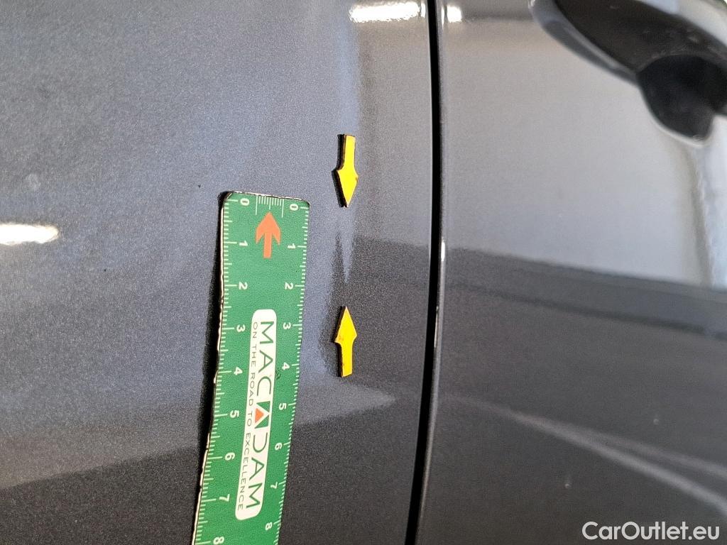  Ford  Kuga FORD  / 2019 / 5P / SUV 2.5 Dur 225 hybrid PHEV Pshift Titanium #29