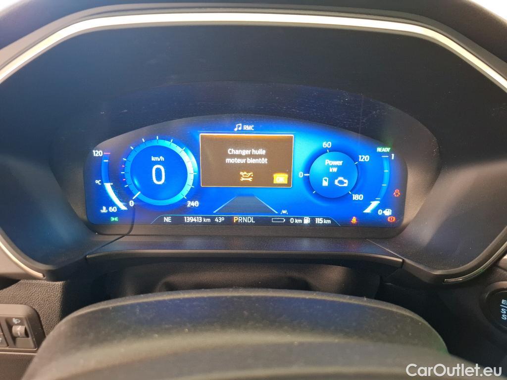  Ford  Kuga FORD  / 2019 / 5P / SUV 2.5 Dur 225 hybrid PHEV Pshift Titanium #44
