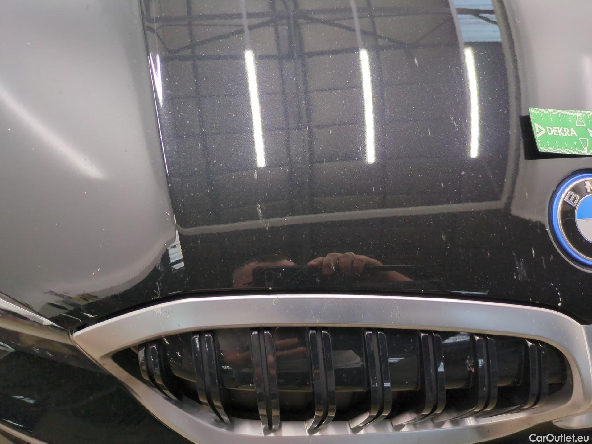  Bmw  Serie 3 BMW Série 3 Touring / 2022 / 5P / Break 320e 204ch Business Design BVA8 Hybride #31
