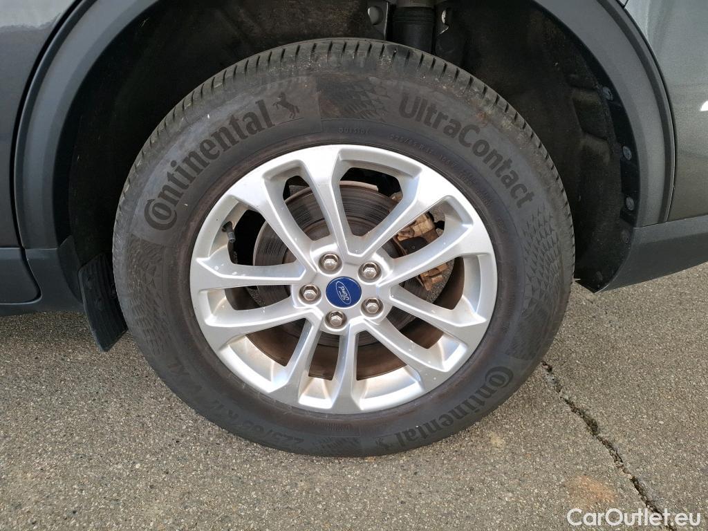  Ford  Kuga FORD  / 2019 / 5P / SUV 2.5 Dur 225 hybrid PHEV Pshift Titanium #46